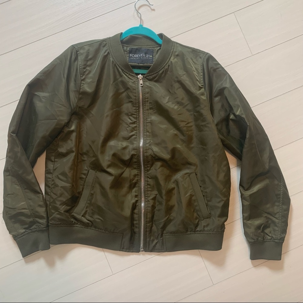Women’s Forever 21 Plus Army Green Zip Up Bomber Jacket Size X